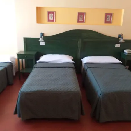 Hotel Monna Lisa 3*